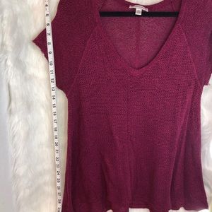 American Eagle Knit Red V Neck Short Sleeve T Shirt Size Medium